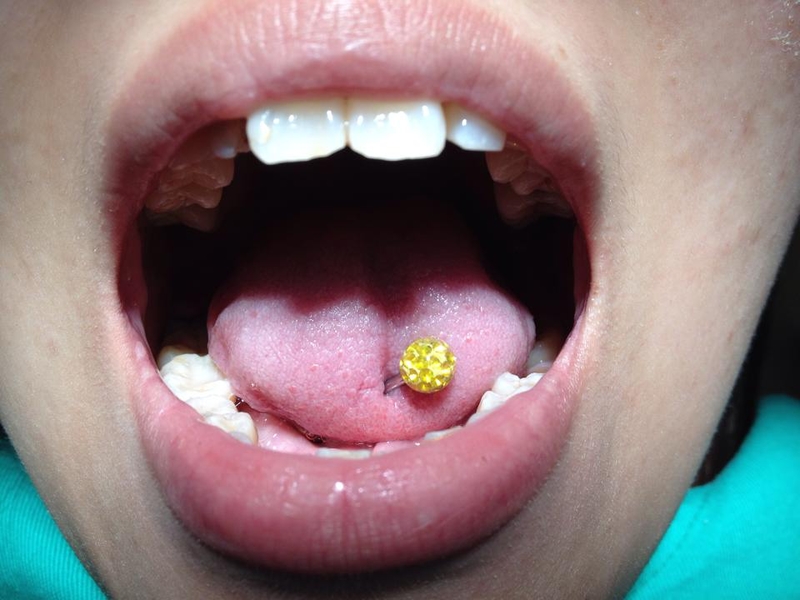 哇!! 好久不見 舌環 哇!! 好久不見 舌環